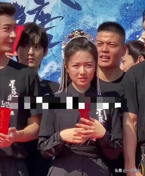 吃瓜博主娱乐圈三个女的,揭秘三位女星的瓜界传奇